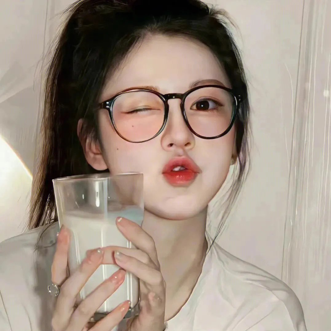 他她他她